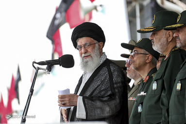 مراسم دانش آموختگی دانشگاه امام حسین(ع) با حضور رهبرانقلاب