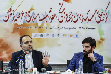 نشست مستندسازان جبهه فرهنگی انقلاب در عرصه اربعین