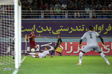 لیگ برتر فوتبال/ شهر خودرو 1 - پرسپولیس 0