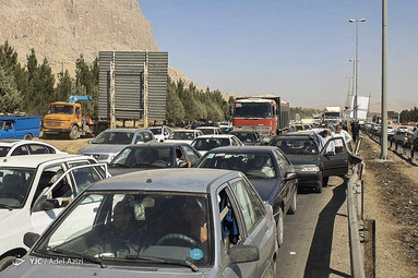 ترافیک جاده منتهی به کرمانشاه