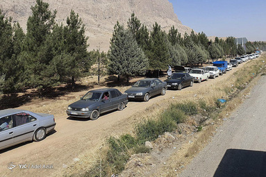 ترافیک جاده منتهی به کرمانشاه