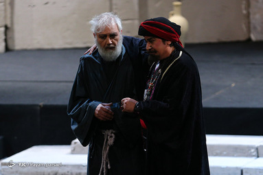 نمایش خورشید کاروان