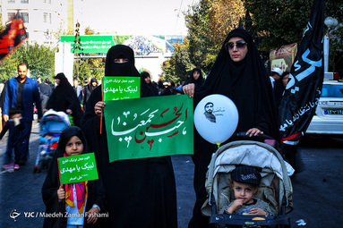 حُب الحسین یجمعنا/ حاشیه‌ای بر پیاده روی جاماندگان اربعین حسینی در تهران