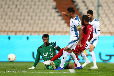 لیگ برتر فوتبال/ پرسپولیس 2 - پیکان  0