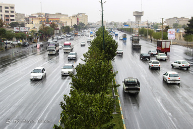 بارش باران پاییزی در کرج