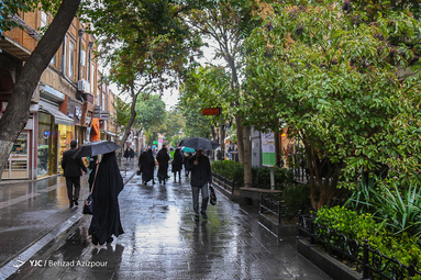 بارش باران پائیزی در تبریز