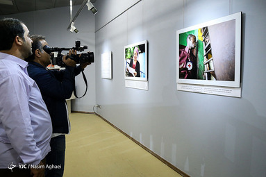 نمایشگاه عکس «۷۰ سالگی تصویب کنوانسیون‌های ژنو»