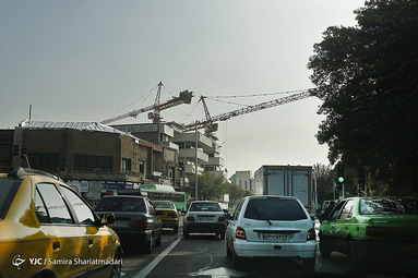 بازدید رییس بنیاد مستضعفان از پروژه ی بازسازی پلاسکو