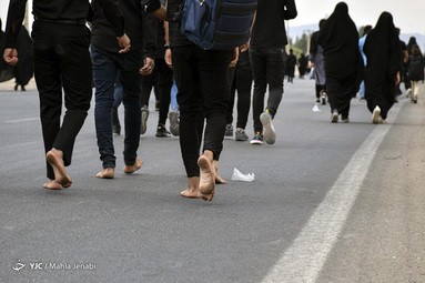 راهپیمایی جاماندگان اربعین در کرمان