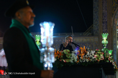 خطبه خوانی شب شهادت امام رضا (ع) در حرم مطهر رضوی