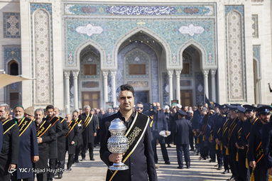 دسته عزاداری خادمین حرم حضرت معصومه(س) در سالروز شهادت امام رضا(ع)