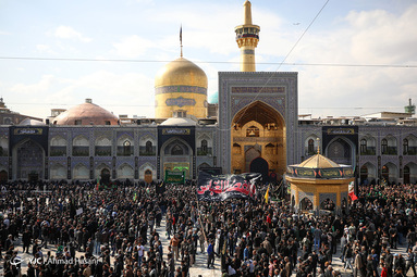 عزاداری روز شهادت امام رضا (علیه السلام) در حرم مطهر رضوی