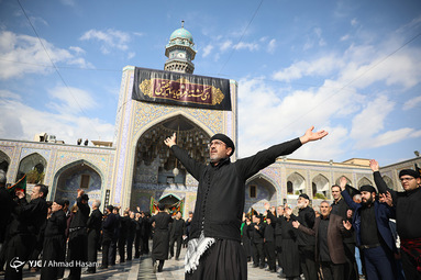 عزاداری روز شهادت امام رضا (علیه السلام) در حرم مطهر رضوی