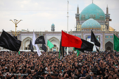 عزاداری روز شهادت امام رضا (علیه السلام) در حرم مطهر رضوی