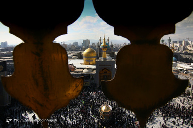 عزاداری روز شهادت امام رضا (علیه السلام) در حرم مطهر رضوی