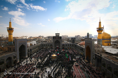 عزاداری روز شهادت امام رضا (علیه السلام) در حرم مطهر رضوی