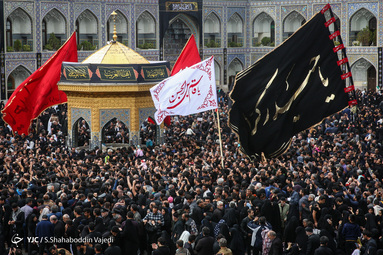 عزاداری روز شهادت امام رضا (علیه السلام) در حرم مطهر رضوی
