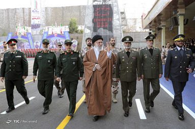 مراسم دانش‌آموختگی دانشجویان دانشگاه‌های افسری ارتش با حضور رهبر انقلاب