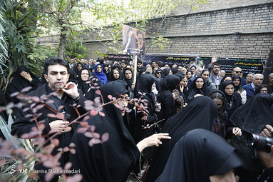 مراسم تشییع پیکر اعظم طالقانی