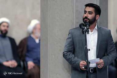 دیدار دانش‌آموزان و دانشجویان با رهبر انقلاب