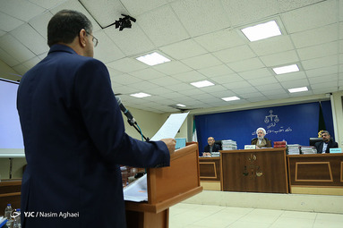 ششمین جلسه دادگاه مدیرعامل اسبق بانک ملت