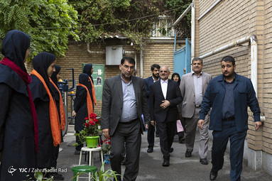 نواختن «زنگ استکبار ستیزی» در مدارس