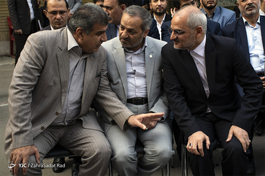 نواختن «زنگ استکبار ستیزی» در مدارس