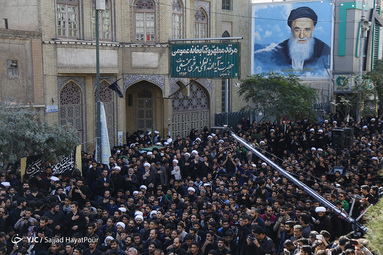 دسته عزای آیت الله وحید خراسانی در روز شهادت امام حسن