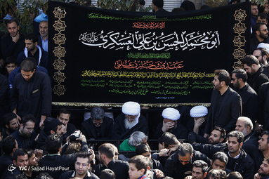 دسته عزای آیت الله وحید خراسانی در روز شهادت امام حسن