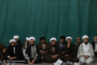 تجدید بیعت طلاب با امام زمان (عج)