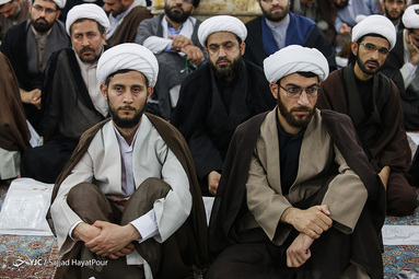 تجدید بیعت طلاب با امام زمان (عج)