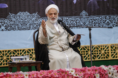 تجدید بیعت طلاب با امام زمان (عج)