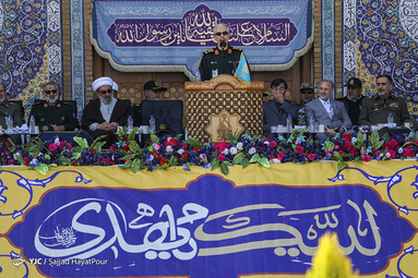 صبحگاه مشترک نیروهای مسلح در جمکران