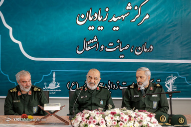 بازدید سردار سلامی فرمانده کل سپاه از مرکز معتادان متجاهر