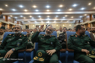 آئین صبحگاه واحدهای نمونه سپاه پاسداران و بسیجیان سپاه تهران