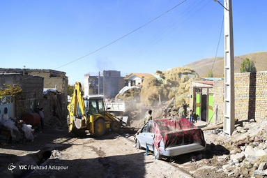 خسارات زلزله در روستای ورنکش