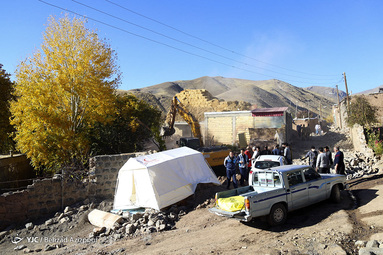 خسارات زلزله در روستای ورنکش