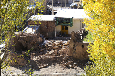 خسارات زلزله در روستای ورنکش