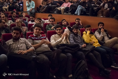 اولین اکران مستند ایکسونامی