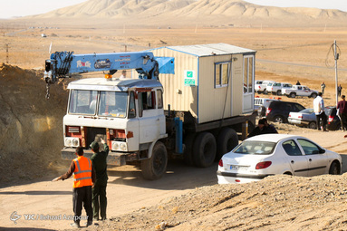 بازدید معاون اول رییس‌جمهور از روستای زلزله زده تیرشاب