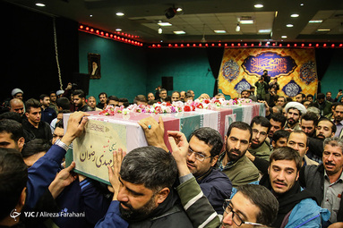 تشییع پیکر بسیجی شهید محمدمهدی رضوان