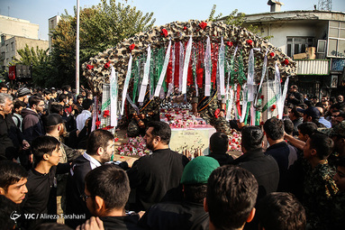تشییع پیکر بسیجی شهید محمدمهدی رضوان
