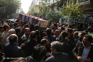 تشییع پیکر بسیجی شهید محمدمهدی رضوان