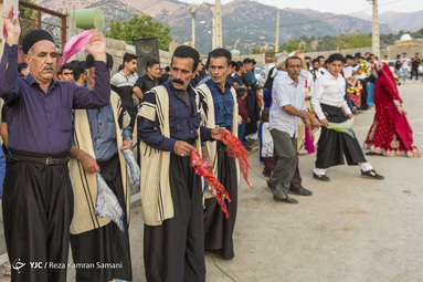 جشنواره رنگ‌ها در عروسی بختیاری