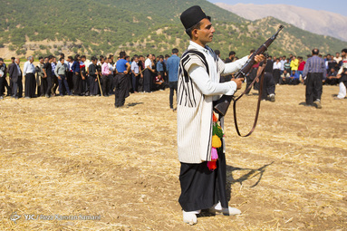 جشنواره رنگ‌ها در عروسی بختیاری