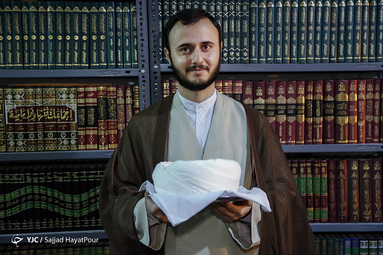 عمامه گذاری طلاب در قم