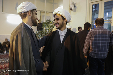 عمامه گذاری طلاب در قم
