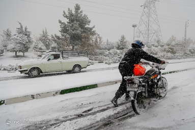 اولین برف پاییزی در تهران