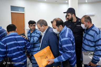 اولین جلسه دادگاه متهمان قاچاق کالا و ارز در مشهد