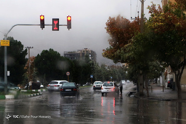 اولین باران پاییزی در شیراز
